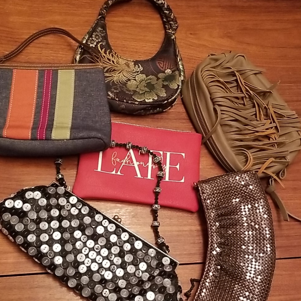 Various small purses! Take the lot..great deal!